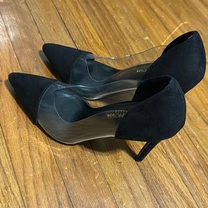 Cute high heels shoes